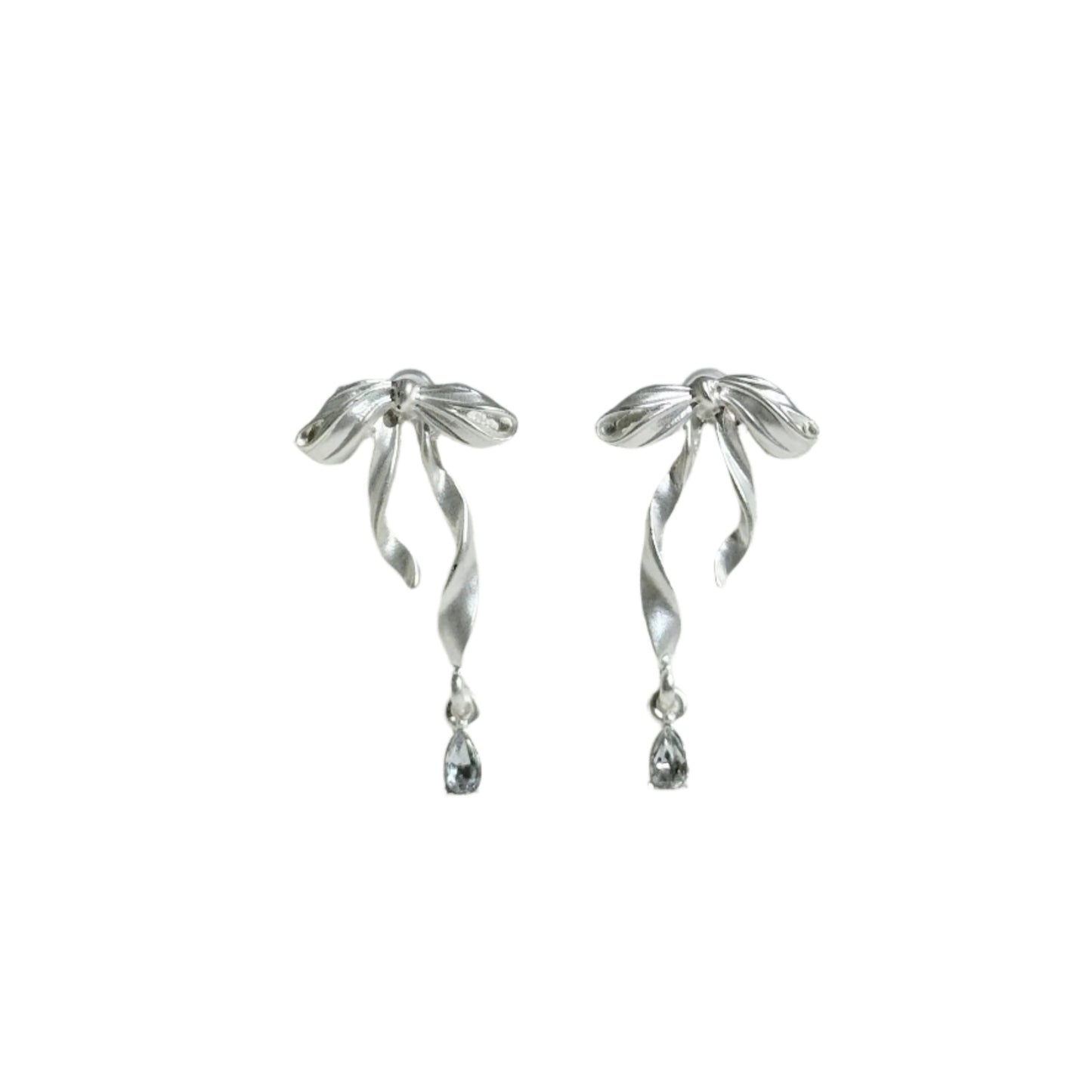 Ribbon Earring ( White )