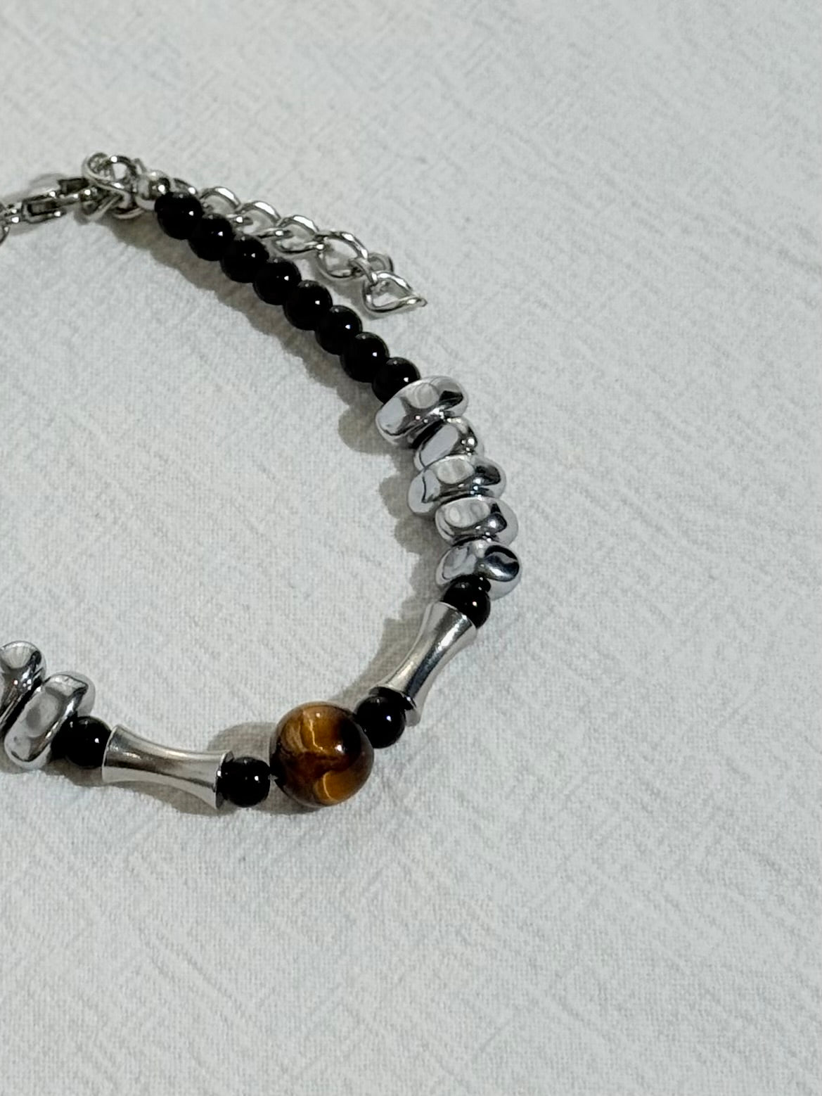 Lizz - ObsidianLink Bracelet