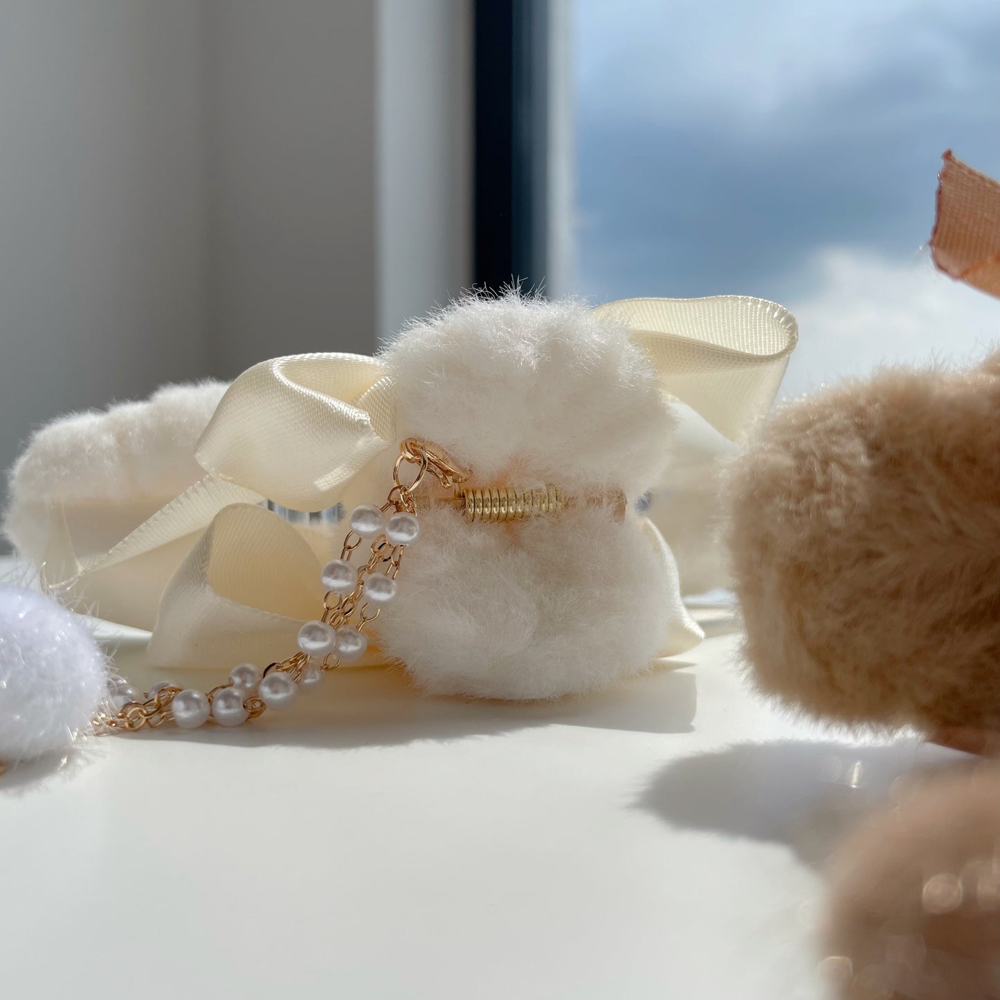 Fluff Cascade Hair Clip