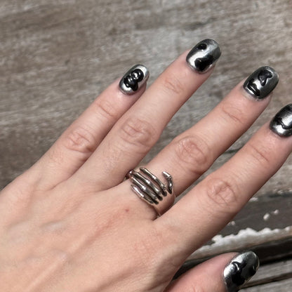Skeleton Hand Ring