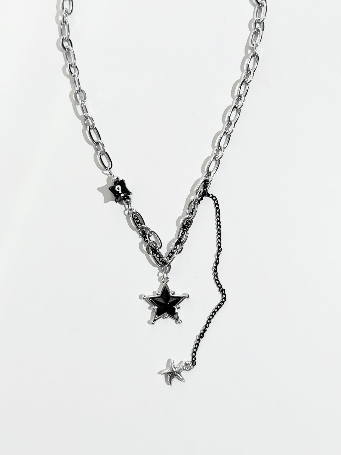 Lizz- Black Star Necklace