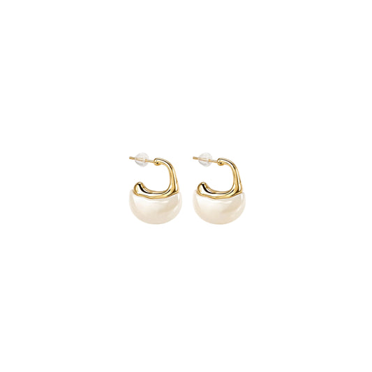 Pearl Muse Earring