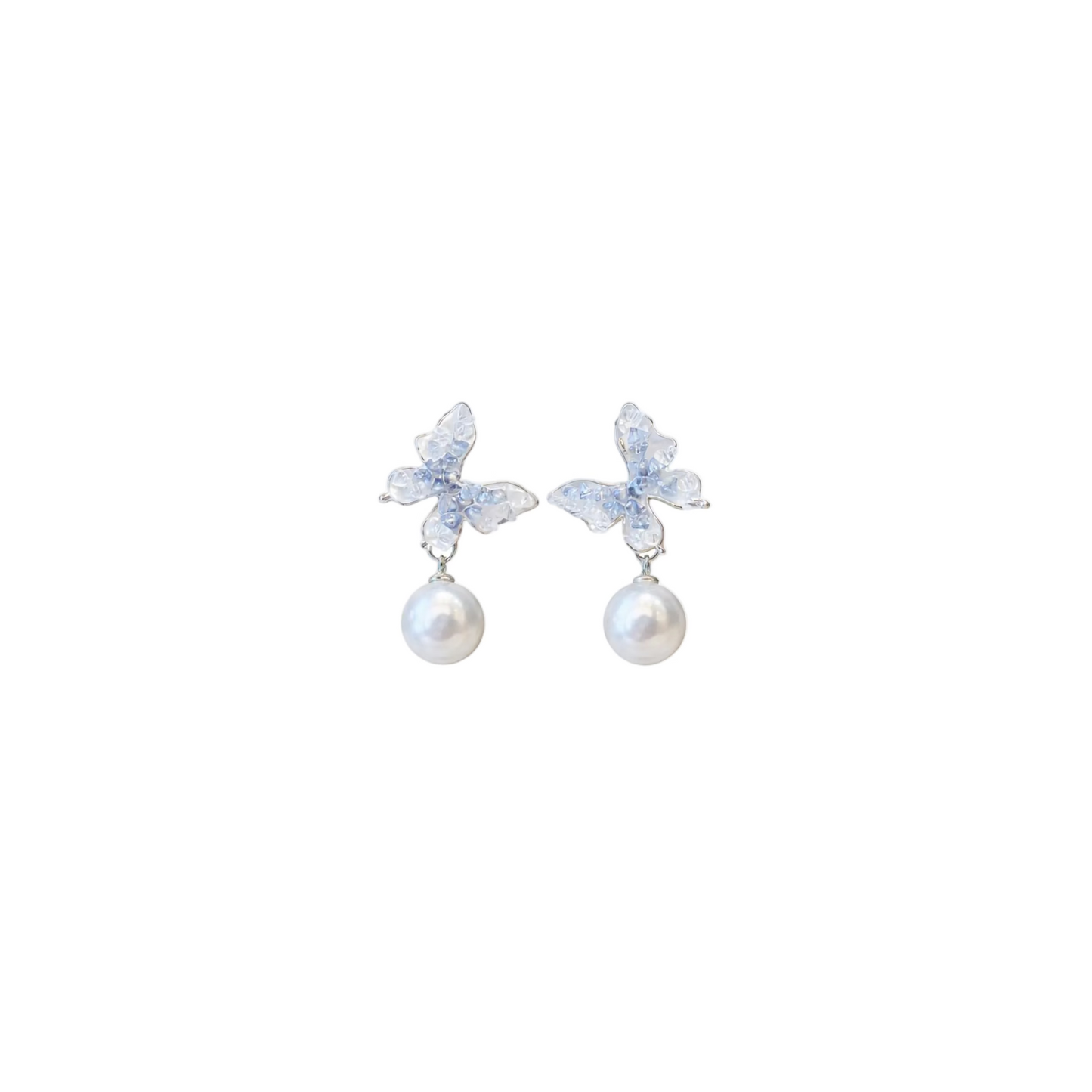Azure Flutter Pearl Earring