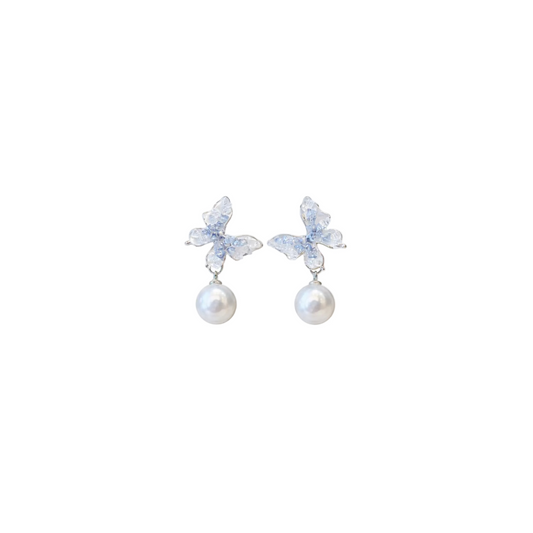 Azure Flutter Pearl Earring